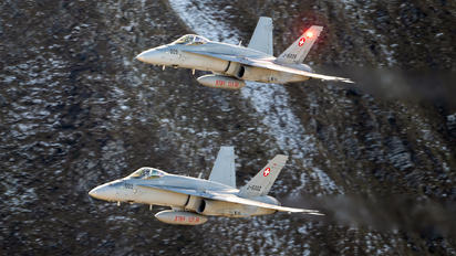 J-5009 - Switzerland - Air Force McDonnell Douglas F/A-18C Hornet