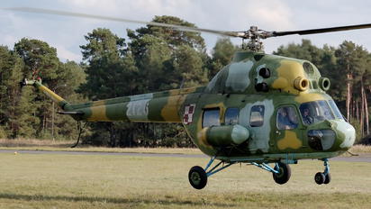 2126 - Poland - Air Force Mil Mi-2