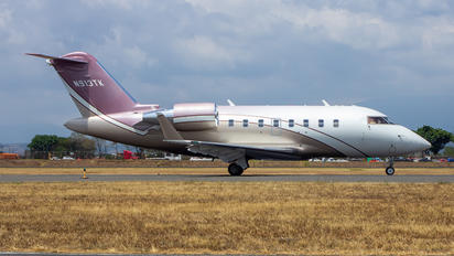 N913TK - Private Canadair CL-600 Challenger 605