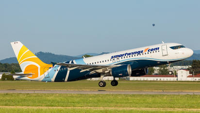 9A-BTH - SmartWings Airbus A320
