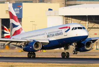 G-EUOC - British Airways Airbus A319