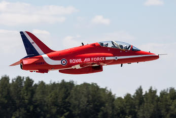 XX263 - Royal Air Force "Red Arrows" British Aerospace Hawk T.1/ 1A