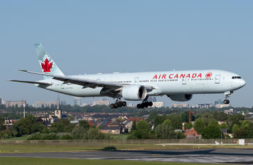 C-FKAU - Air Canada Boeing 777-300ER