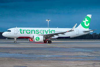 F-GNEO - Transavia Airbus A320 NEO