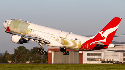 VH-EBF - Qantas Freight Airbus A330-200(P2F)