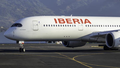 EC-NSC - Iberia Airbus A350-900