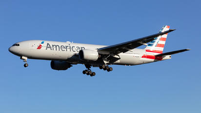 N752AN - American Airlines Boeing 777-200ER