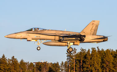 HN-443 - Finland - Air Force McDonnell Douglas F-18C Hornet