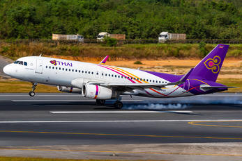 HS-TXN - Thai Smile Airbus A320