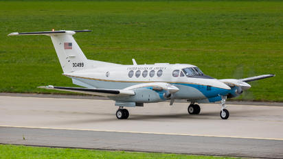 83-0499 - USA - Air Force Beechcraft C-12 Huron
