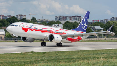 SP-LVD - LOT - Polish Airlines Boeing 737-8 MAX