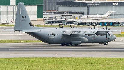 130605 - Canada - Air Force Lockheed CC-130J Hercules