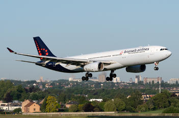 OO-SFG - Brussels Airlines Airbus A330-300