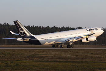 D-AIGO - Lufthansa Airbus A340-300