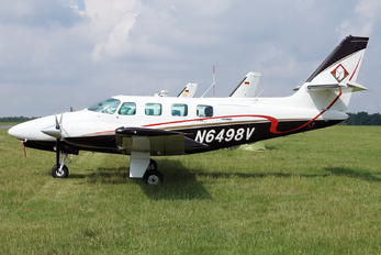 N6498V - Private Cessna 303 Crusader