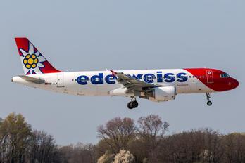 HB-JLR - Edelweiss Airbus A320