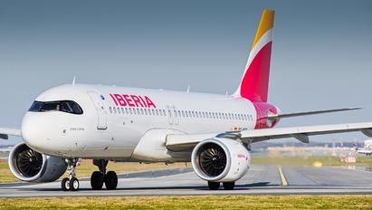 EC-NVS - Iberia Airbus A320 NEO