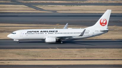 JA316J - JAL - Japan Airlines Boeing 737-800