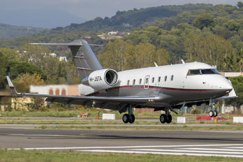 M-JSTA - Private Canadair CL-600 Challenger 604