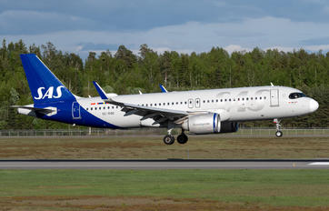 SE-ROK - SAS - Scandinavian Airlines Airbus A320 NEO
