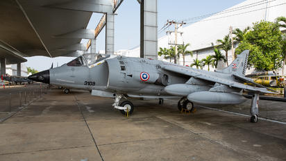 3109 - Thailand - Navy  Hawker Siddeley AV-8A Harrier