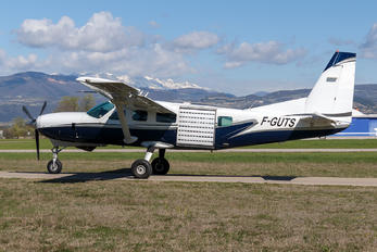 F-GUTS - Private Cessna 208 Caravan