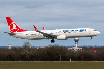 TC-JYO - Turkish Airlines Boeing 737-900ER